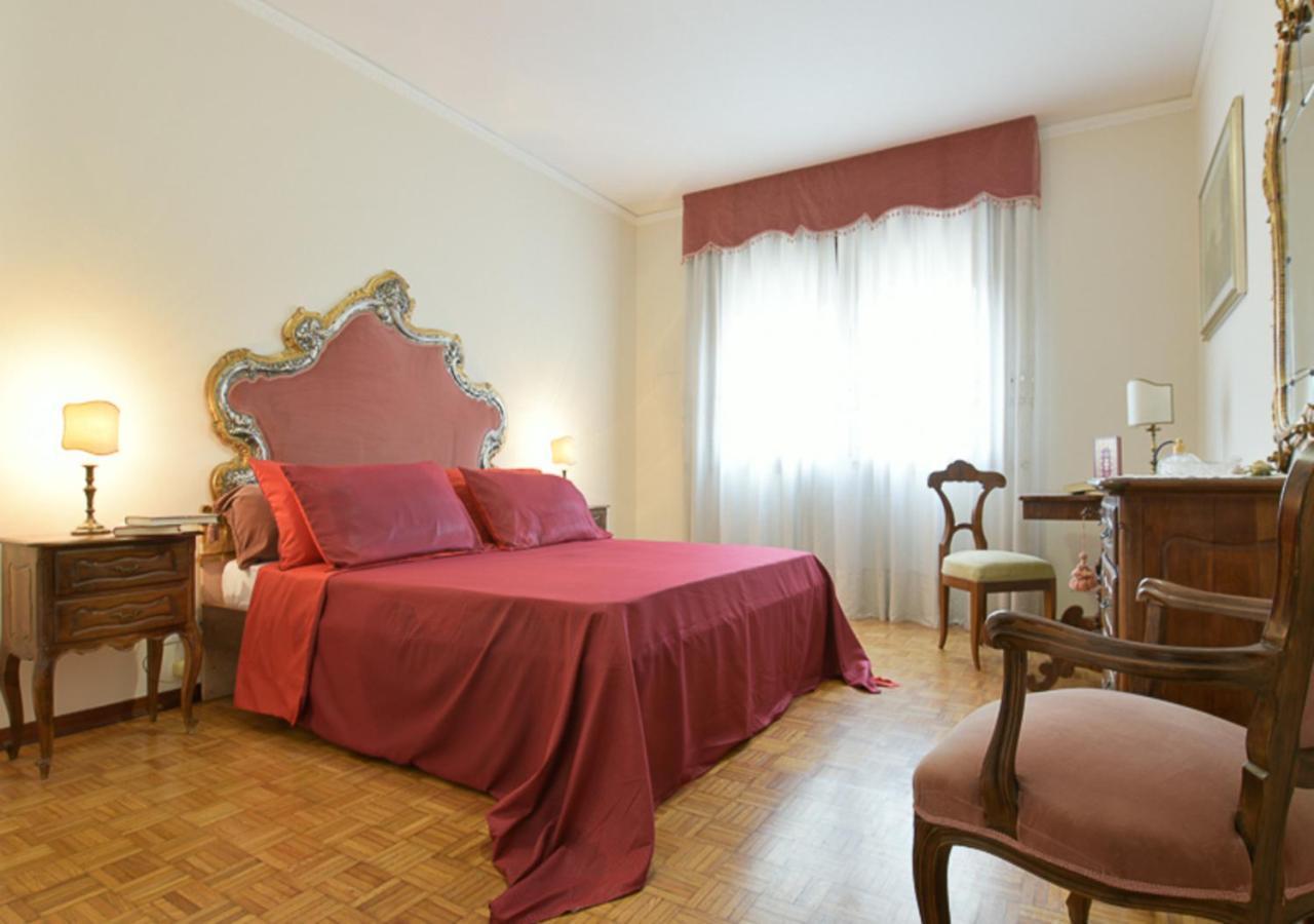 Queen Isabel Apartamento Mestre
